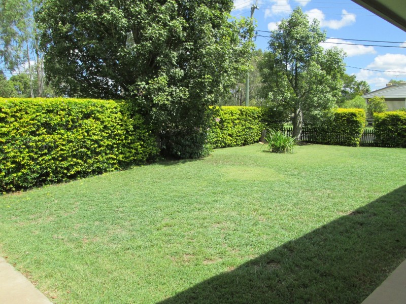 57 Park Avenue, Emerald QLD 4720