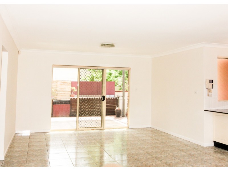 8/293 Kissing Point Road, Dundas NSW 2117