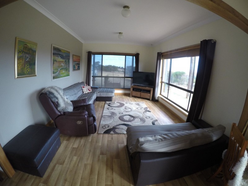 25 Nash Road, Currency Creek SA 5214