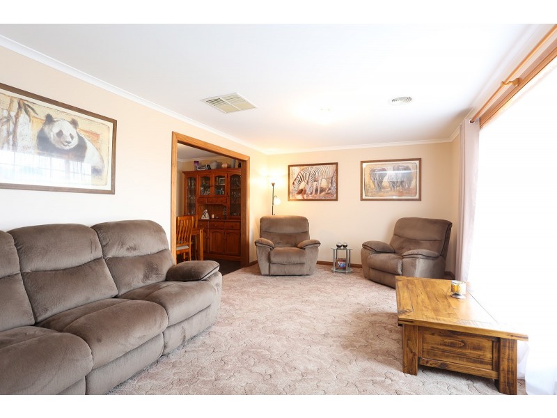 39 Clearwater Crescent, Seaford Rise SA 5169