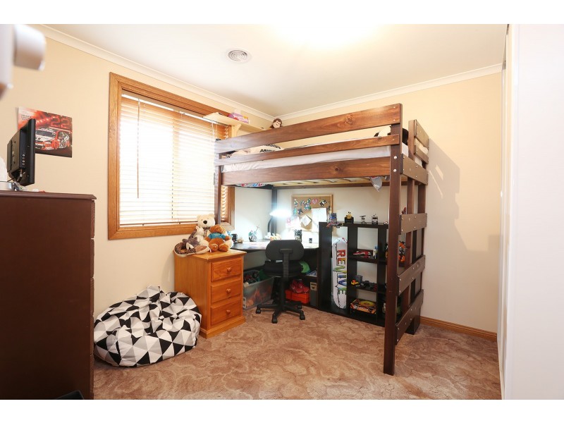 39 Clearwater Crescent, Seaford Rise SA 5169