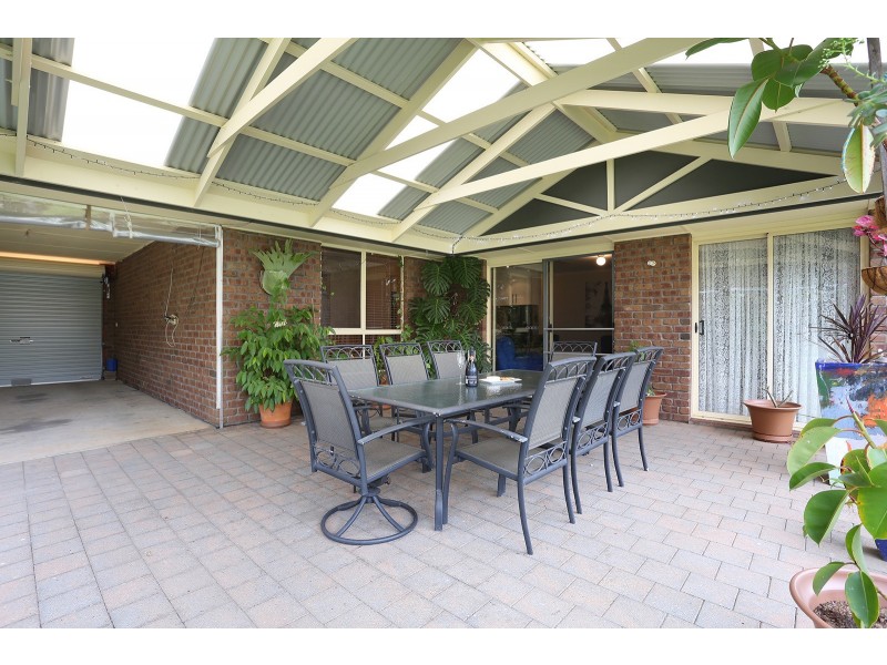 39 Clearwater Crescent, Seaford Rise SA 5169