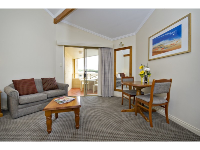 595 Bussell Highway, Broadwater WA 6280