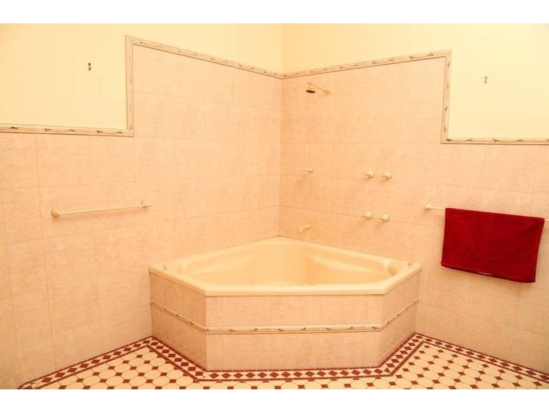 14 Rundle Street, Kerang VIC 3579