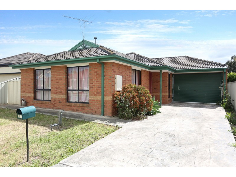 27 Bradworth  Street, Craigieburn VIC 3064