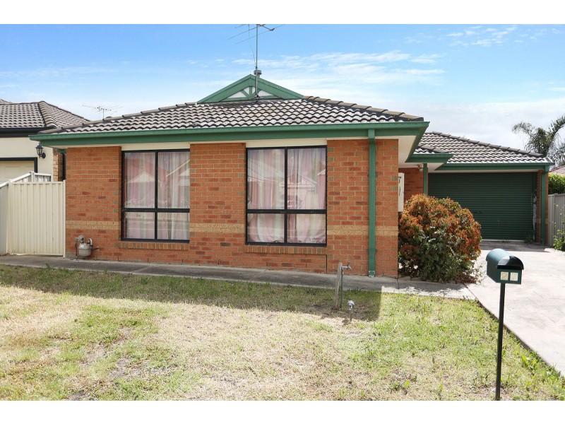 27 Bradworth  Street, Craigieburn VIC 3064