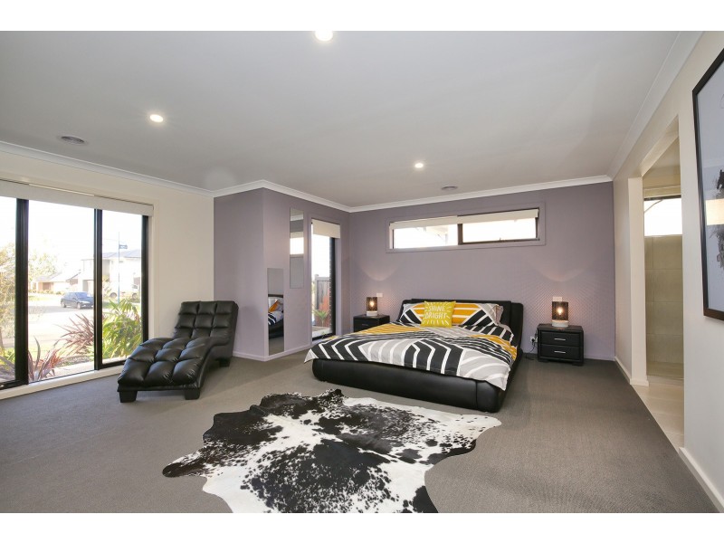 73 Hillclimb Drive, Leopold VIC 3224