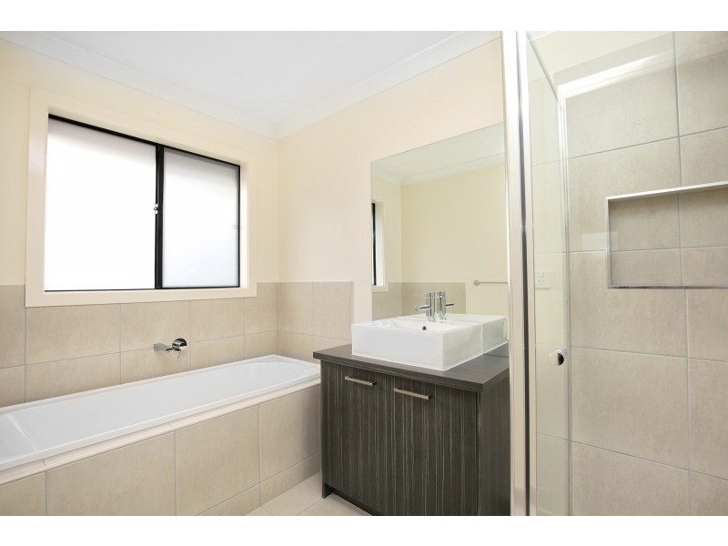 73 Hillclimb Drive, Leopold VIC 3224