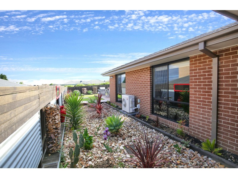 73 Hillclimb Drive, Leopold VIC 3224