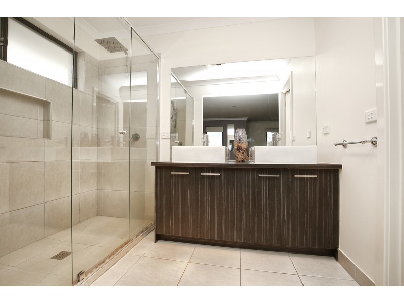 73 Hillclimb Drive, Leopold VIC 3224