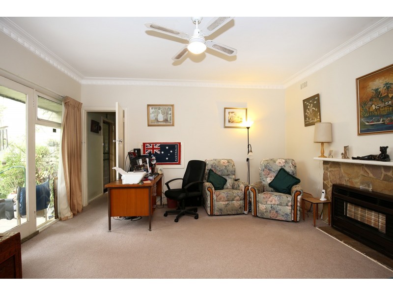 1 Eothen Lane, Kilsyth VIC 3137