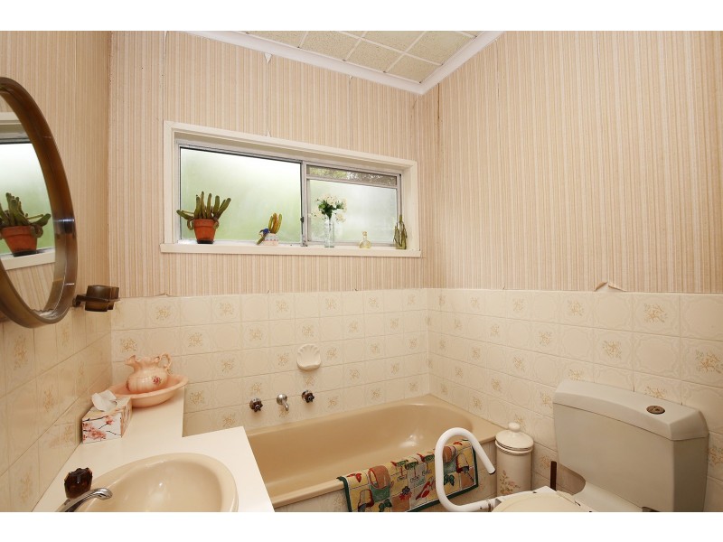 1 Eothen Lane, Kilsyth VIC 3137