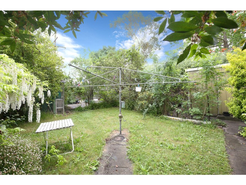 1 Eothen Lane, Kilsyth VIC 3137