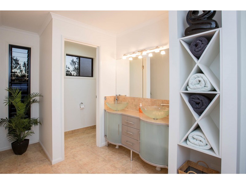 138 Kookaburra Drive, Cannon Valley QLD 4800