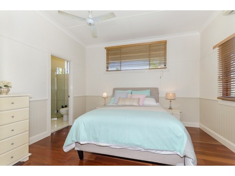 69 Cook Street, North Ward QLD 4810