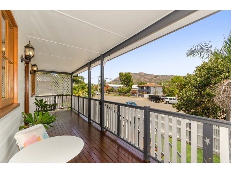 69 Cook Street, North Ward QLD 4810
