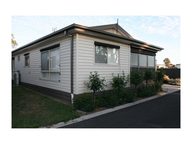 8/293-295 Midland Highway, Epsom VIC 3551