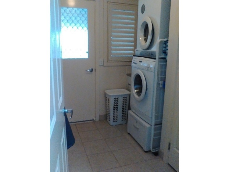 8/293-295 Midland Highway, Epsom VIC 3551