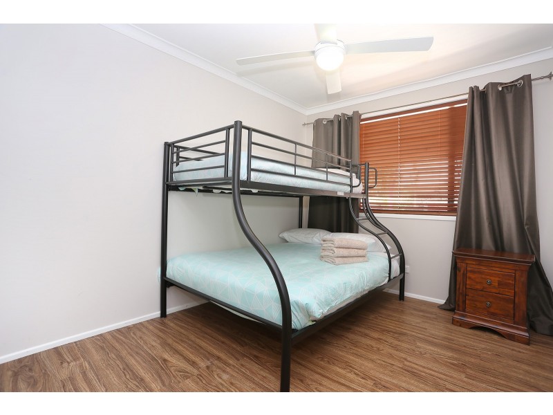 108 Oceanic Drive, Mermaid Waters QLD 4218