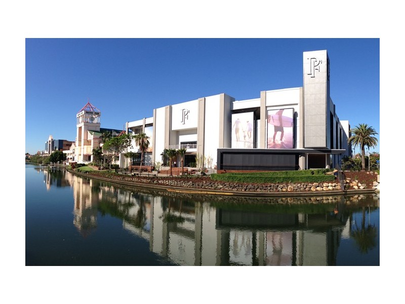 108 Oceanic Drive, Mermaid Waters QLD 4218