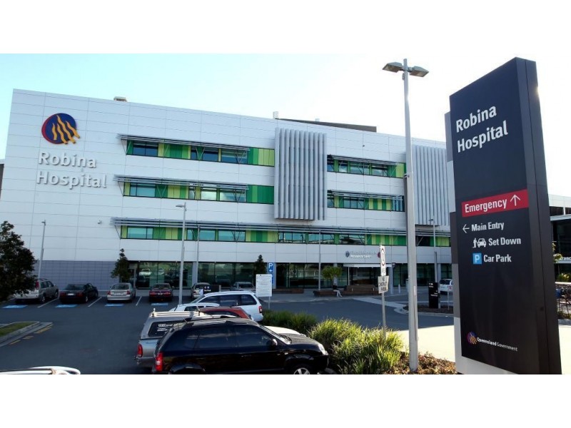 108 Oceanic Drive, Mermaid Waters QLD 4218