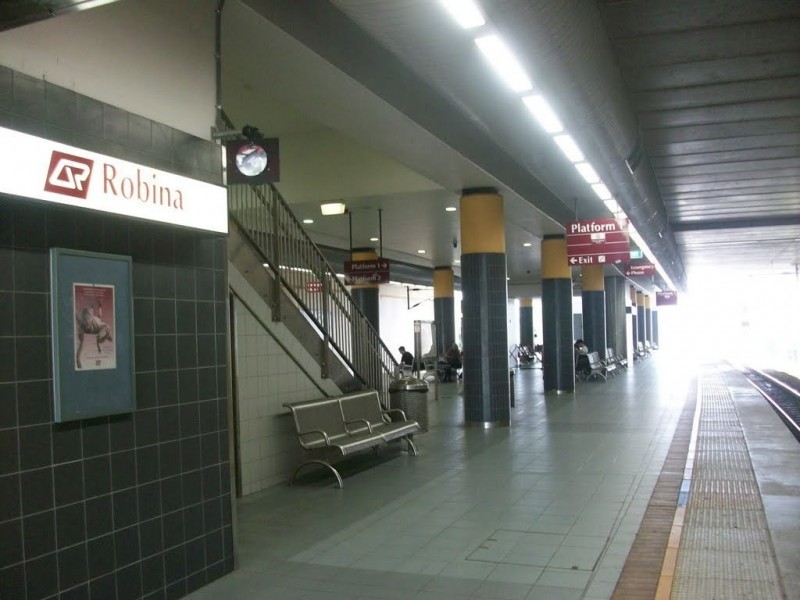 108 Oceanic Drive, Mermaid Waters QLD 4218