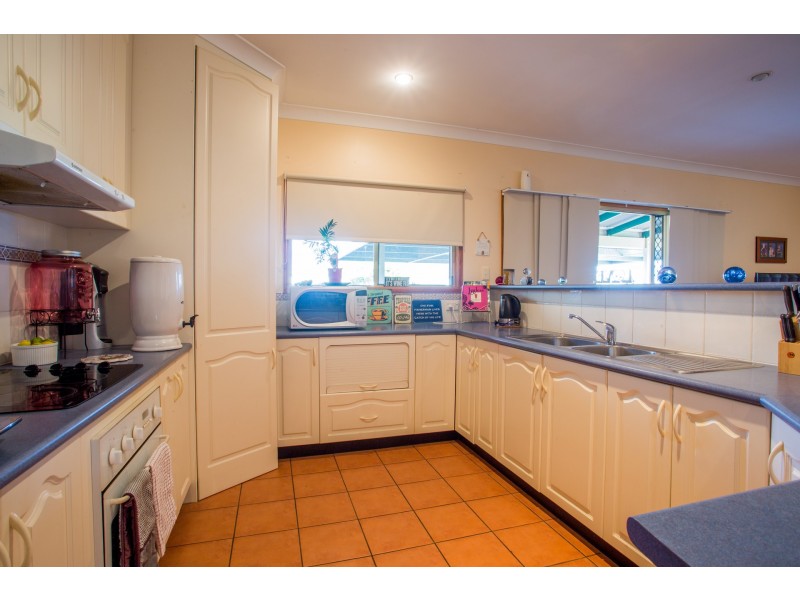 13 Riverview Drive, Mount Julian QLD 4800