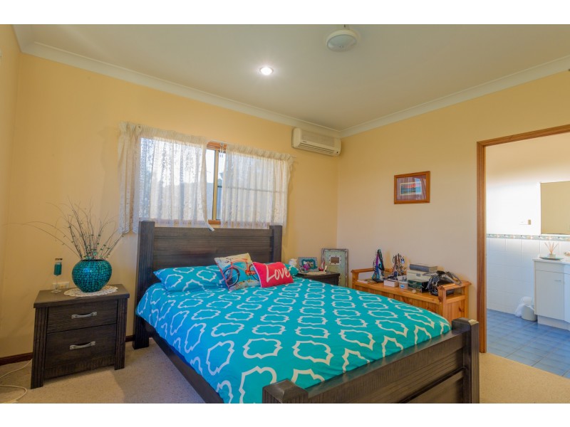 13 Riverview Drive, Mount Julian QLD 4800
