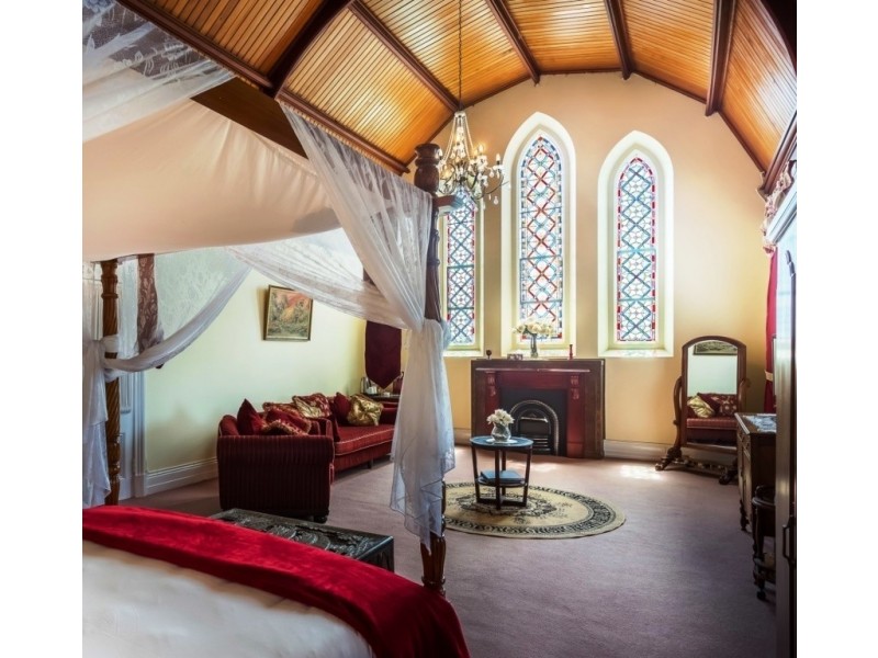 8 Locke Street, Warwick QLD 4370