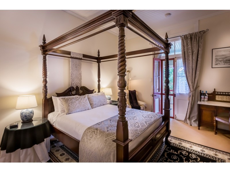 8 Locke Street, Warwick QLD 4370