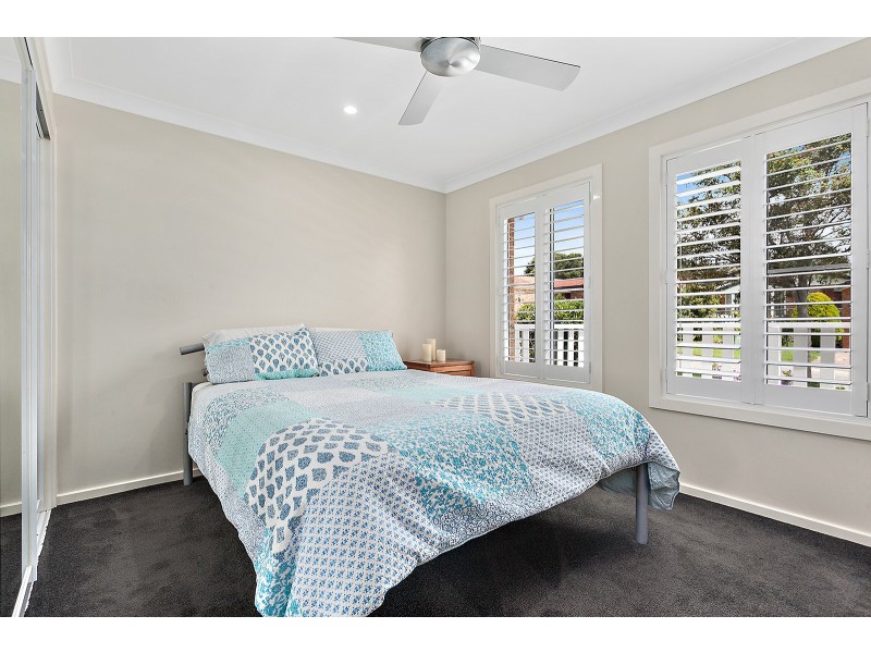 9 Sanderson Road, Kanahooka NSW 2530