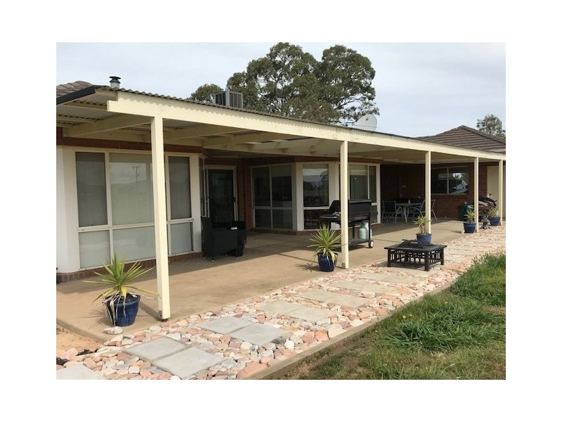 220 Wilde Lane, Moyston VIC 3377