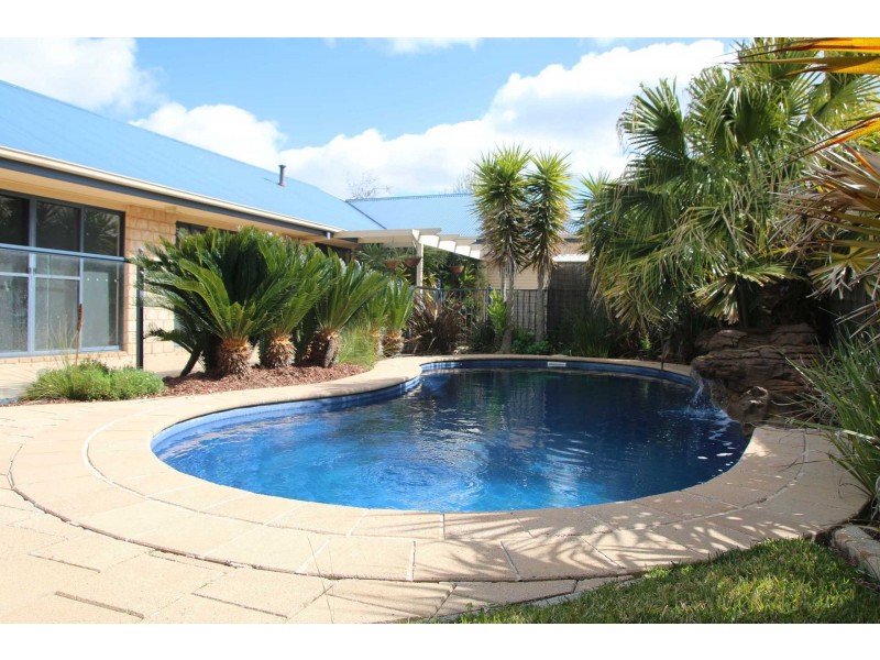 27 The Grove, Thurgoona NSW 2640