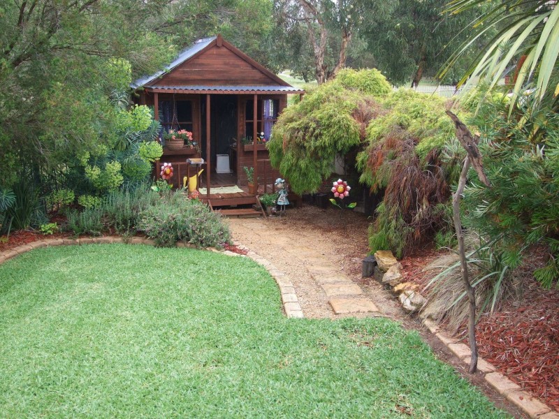 27 The Grove, Thurgoona NSW 2640