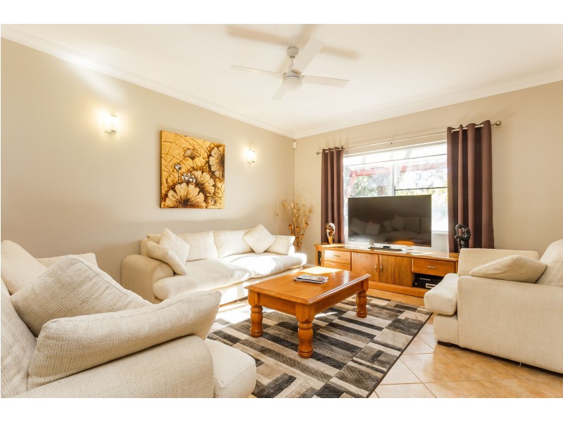 13 Devon Court, Oakford WA 6121
