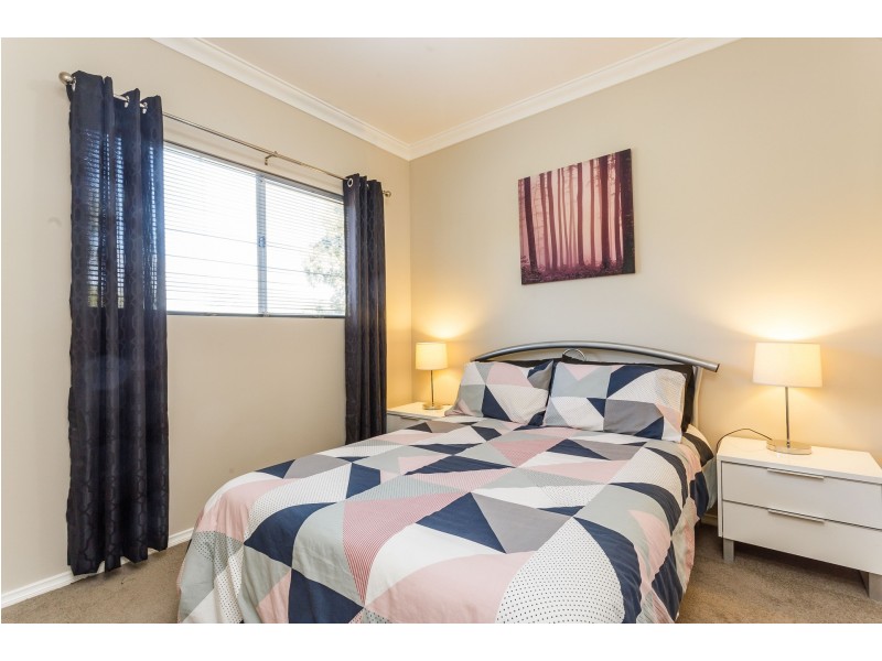 13 Devon Court, Oakford WA 6121