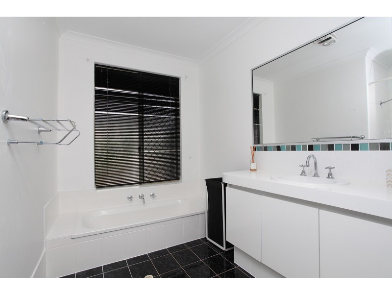 70 Secret Harbour Boulevard, Secret Harbour WA 6173