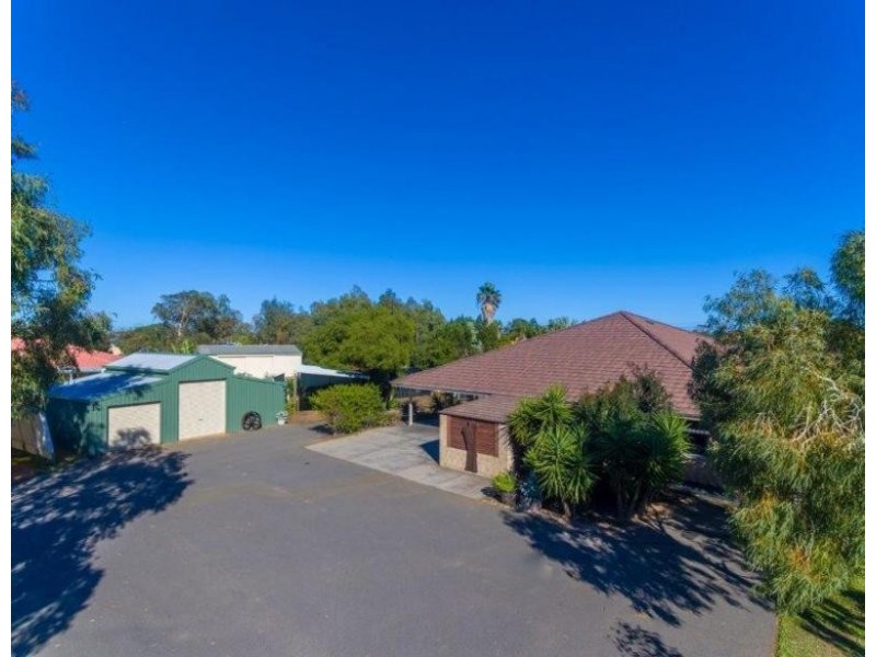 17 Candlebark Drive, Strathalbyn WA 6530