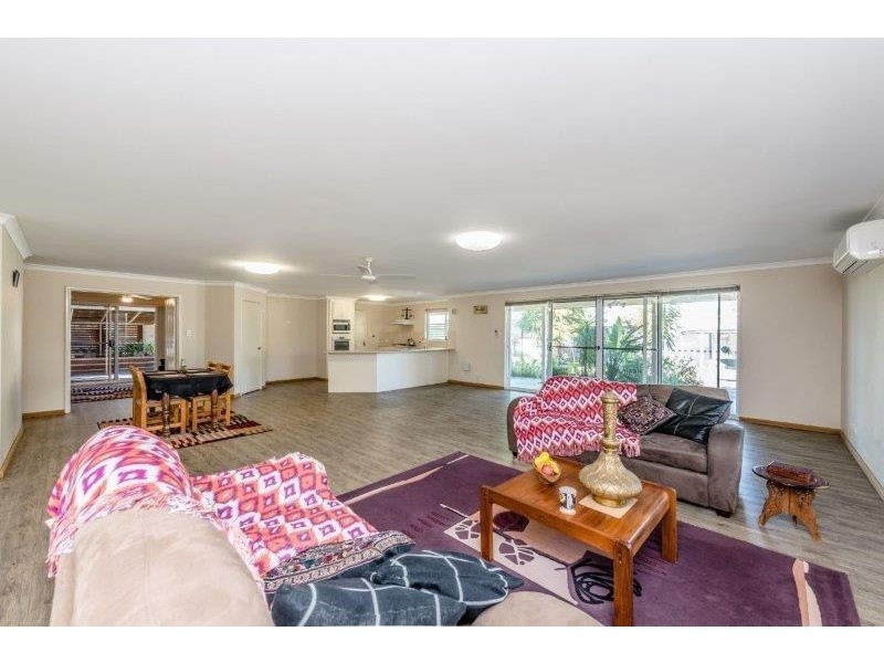 17 Candlebark Drive, Strathalbyn WA 6530