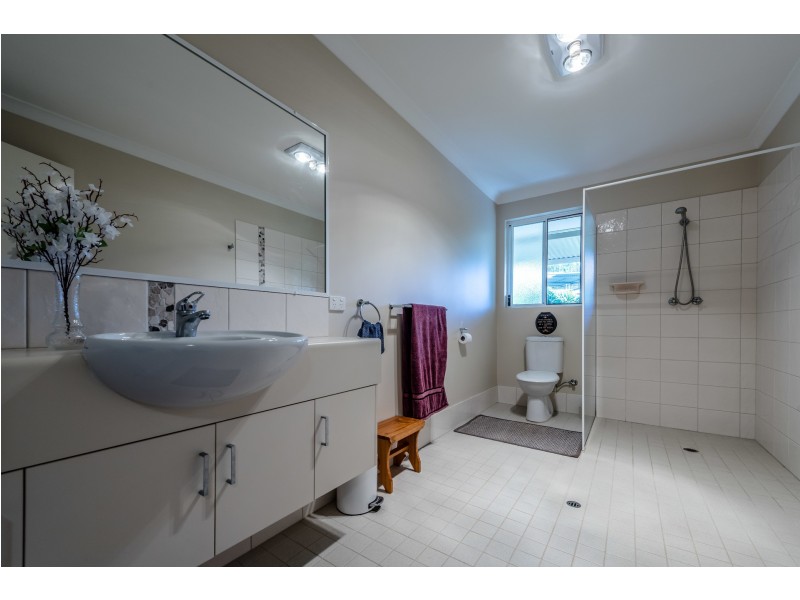 17 Candlebark Drive, Strathalbyn WA 6530