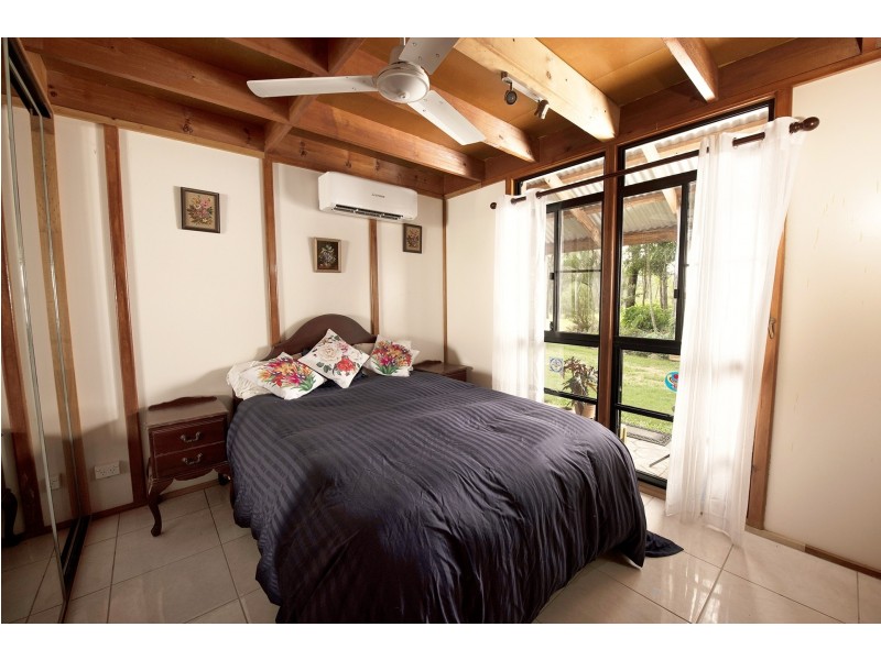 21 Rhys Avenue, The Caves QLD 4702
