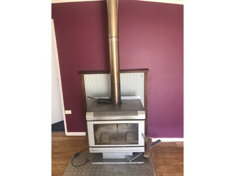 13 George Street, Kojonup WA 6395