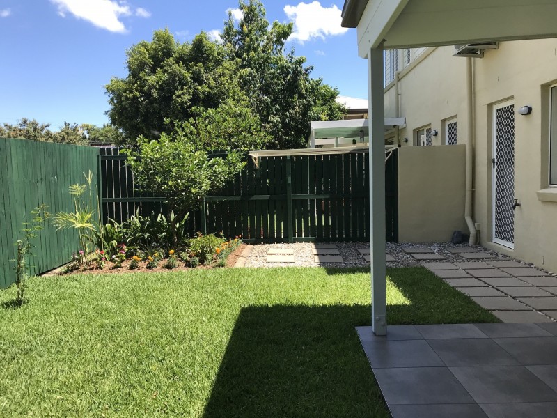 51 Mingera Street, Mansfield QLD 4122