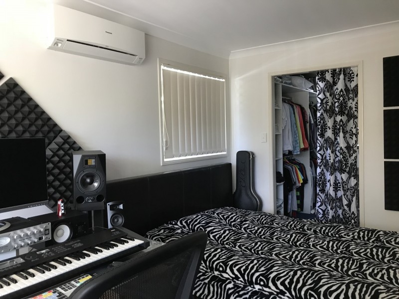 51 Mingera Street, Mansfield QLD 4122