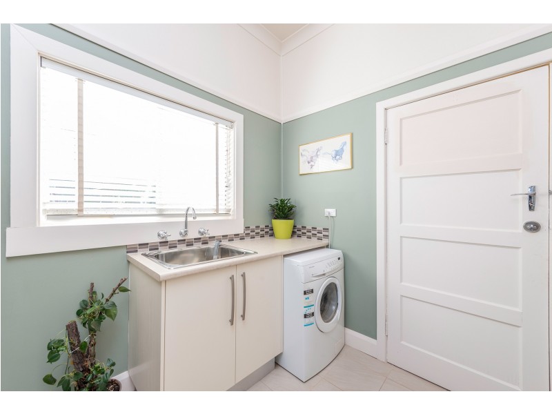 2240 Curran Road, Yenda NSW 2681