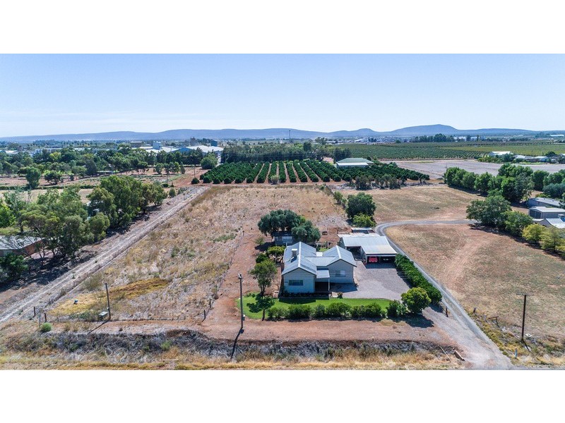 2240 Curran Road, Yenda NSW 2681