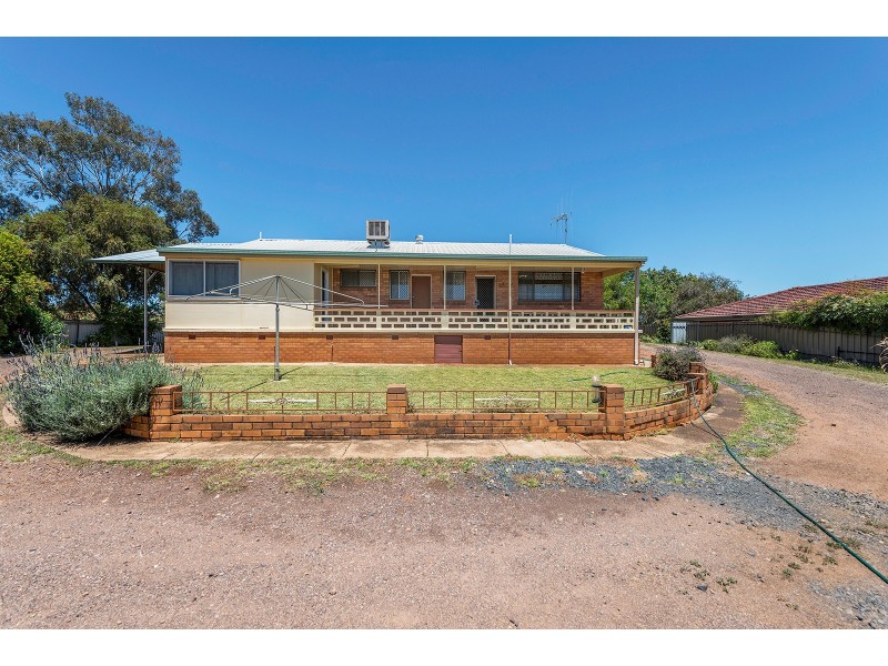 32 Jean Street, Wellington NSW 2820