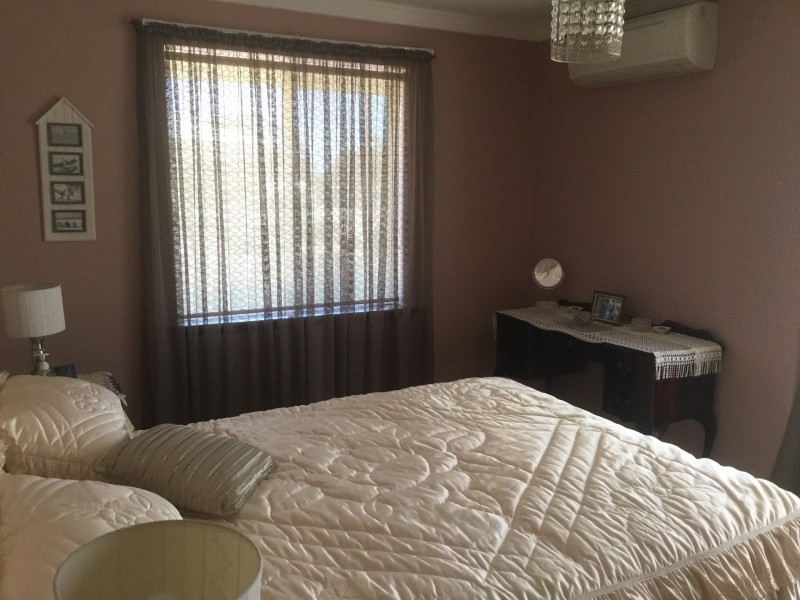 14 Suburban Rd, Quairading WA 6383