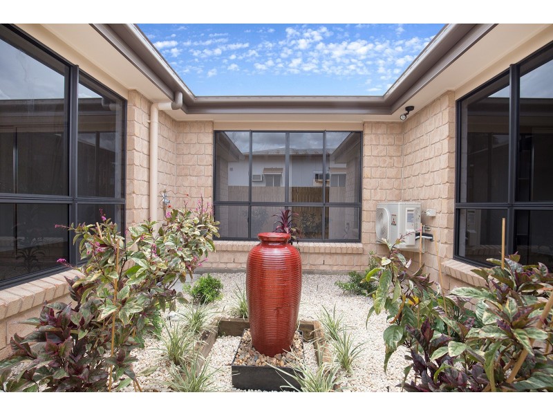 70 Burnett Street, Berserker QLD 4701