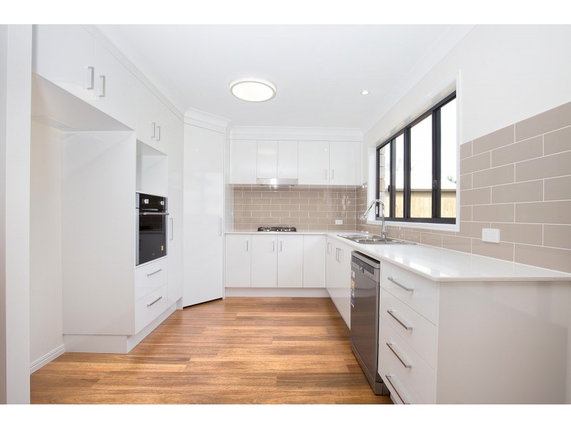 70 Burnett Street, Berserker QLD 4701